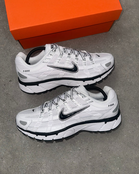 NIKE P-6000 WHITE/BLACK